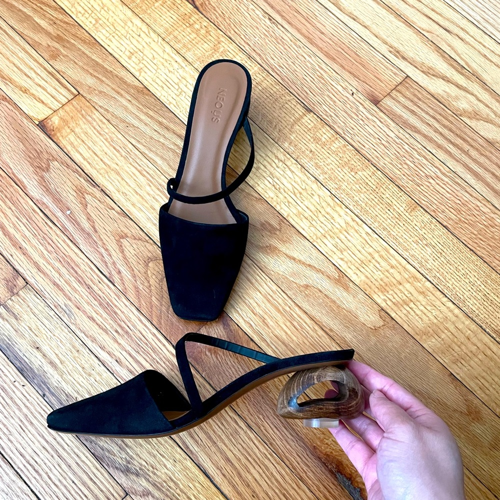 ☀️NWOT NEOUS Slipon Sandals Square toe ball heel cylindric Asymmetric Pumps 38.5